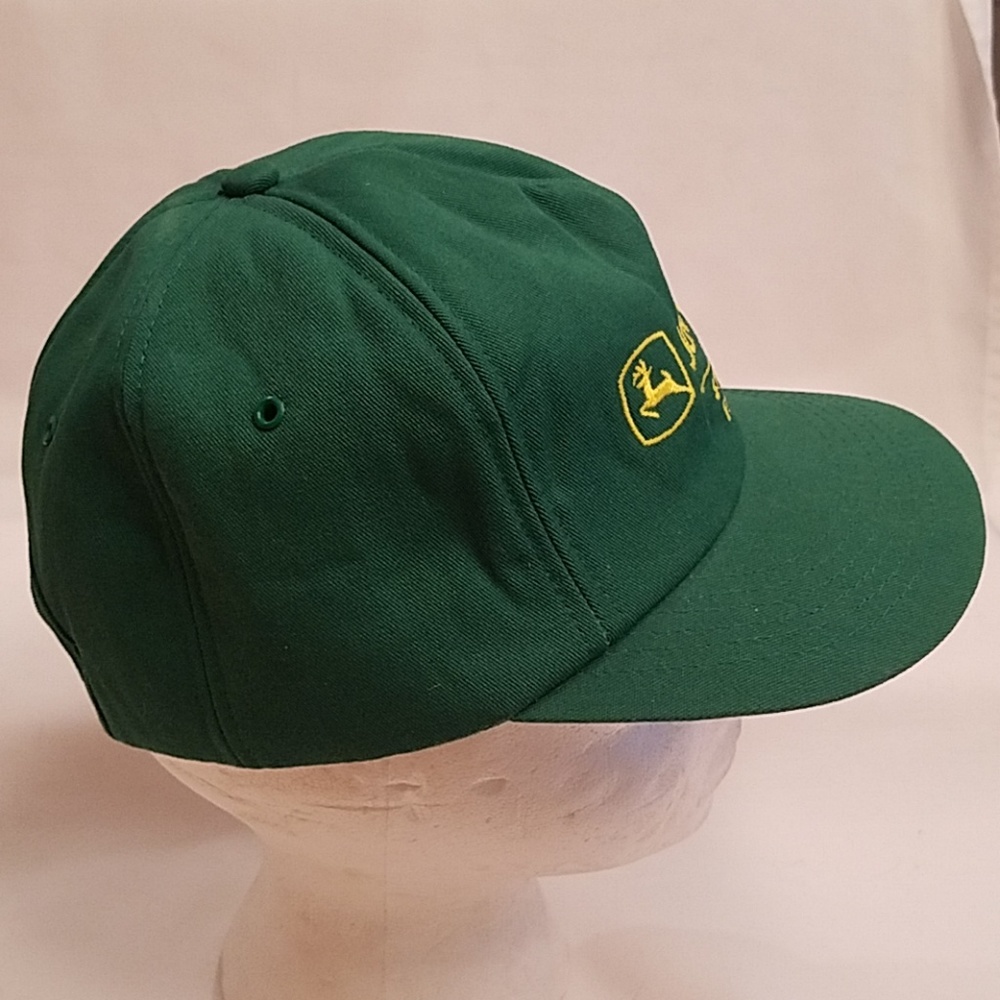 John Deere Snapback insulated hat. Brand new - Picture 3 of 8